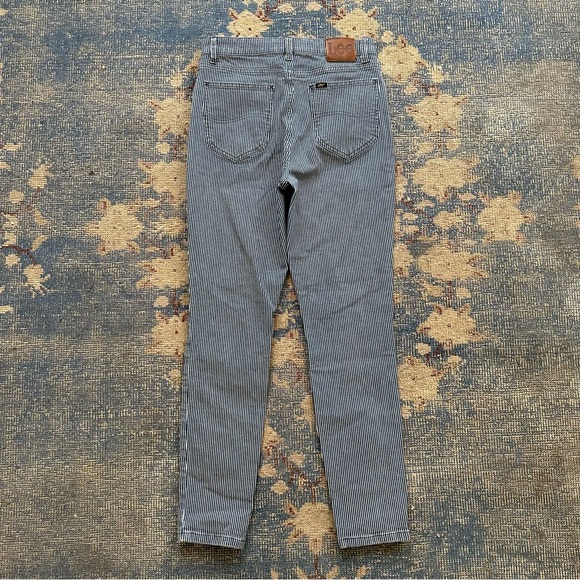 Free People Lee Modern Vintage Skinny Jeans in Railroad Stripe 29 - Picture 3 of 4